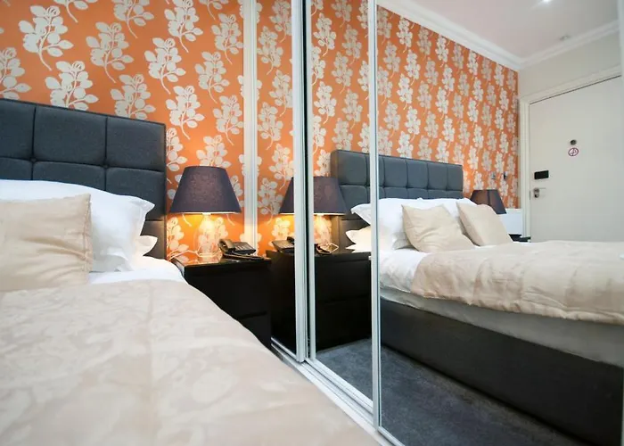 Palmerston Suites